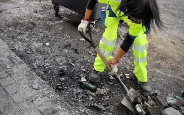 Incendian cuatro contenedores en Schamann